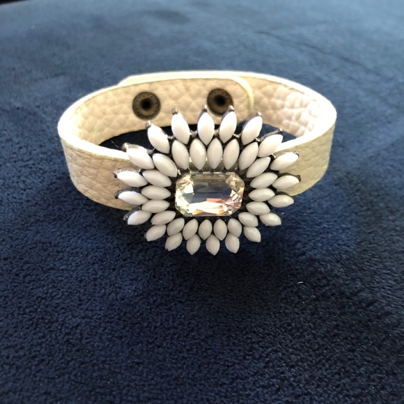 Natasha Couture white leather cuff bracelet - Picture 2 of 4